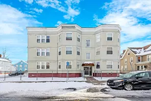 93 Florence, Springfield, MA 01105 - Photo 1