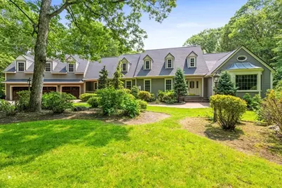 239 West St, Northborough, MA 01532 - Photo 1