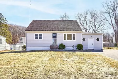 128 Warrenton Rd, Haverhill, MA 01832 - Photo 1