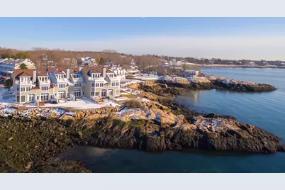 22 Raven Ln #D-4, Gloucester, MA 01930 - Photo 1