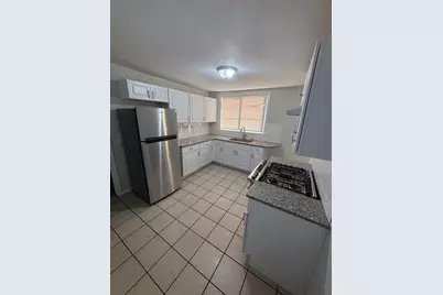 17 Autumn St #2, Somerville, MA 02145 - Photo 1
