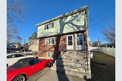 7 Hawthorne St #7, Belmont, MA 02478 - Photo 1