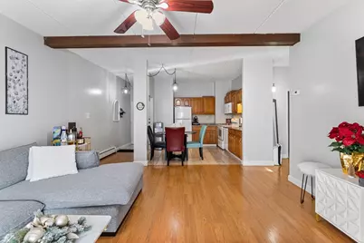 80 N Warren St #2D, Woburn, MA 01801 - Photo 1