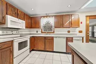 428 Orchard St, Raynham, MA 02767 - Photo 1