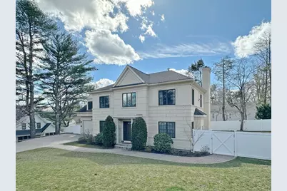 9 Vine St, Newton, MA 02467 - Photo 1