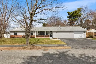 5 Butternut Ave, Peabody, MA 01960 - Photo 1
