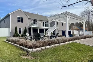 600 Crane Ave S, Taunton, MA 02780 - Photo 1