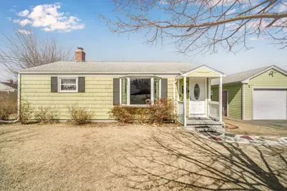 16 Loretta St, Springfield, MA 01118 - Photo 1