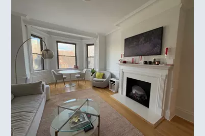 466 Commonwealth Avenue #302, Boston, MA 02215 - Photo 1