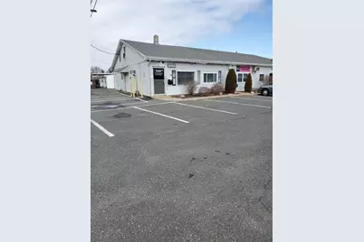 71 Maple St, East Longmeadow, MA 01028 - Photo 1