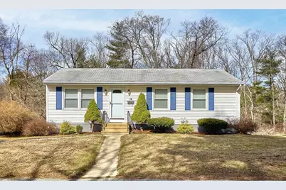 72 Roger St, Southbridge, MA 01550 - Photo 1