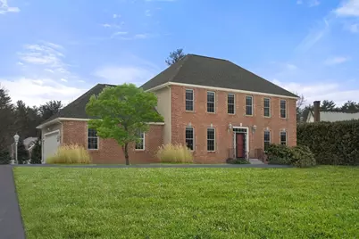 18 Lexington Cir, Southwick, MA 01077 - Photo 1