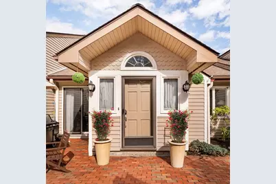 71 Algonquin Rd #71, Newton, MA 02467 - Photo 1