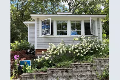 12 Stonecleve Rd, Wellesley, MA 02482 - Photo 1