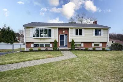 1 Maureen Dr, Burlington, MA 01803 - Photo 1