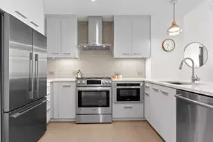 40 Traveler St, Boston, MA 02118 - Photo 1