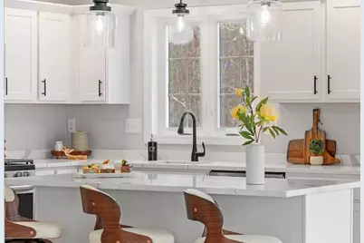 711 Massachusetts Avenue #8, Lunenburg, MA 01462 - Photo 1