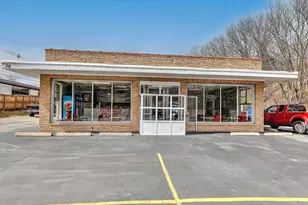 38 Broadway, Raynham, MA 02767 - Photo 1