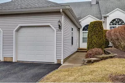 143 Brookfield Ln #143, Agawam, MA 01001 - Photo 1