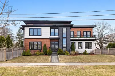 706 Saw Mill Brook Pkwy, Newton, MA 02459 - Photo 1