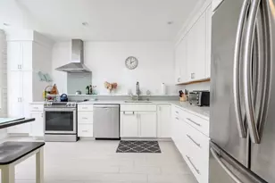 866 E 6th St, Boston, MA 02127 - Photo 1