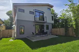 23 Reed St, Cambridge, MA 02140 - Photo 1