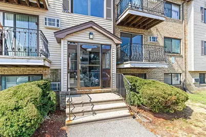 311 Pawtucket Blvd #27, Lowell, MA 01854 - Photo 1