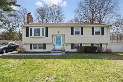 27 Ladyslipper Dr, Shrewsbury, MA 01545 - Photo 1