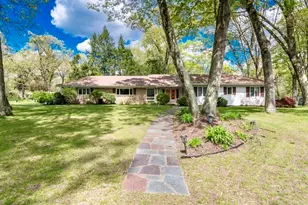 127 Magnolia Cir, Longmeadow, MA 01106 - Photo 1