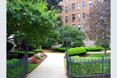 114 The Riverway #3, Boston, MA 02215 - Photo 1