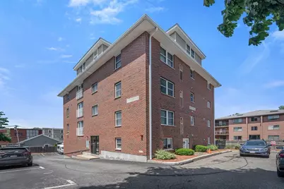 10 Middle St Ct #6, Waltham, MA 02451 - Photo 1