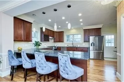 52 Rowe St #52, Newton, MA 02466 - Photo 1