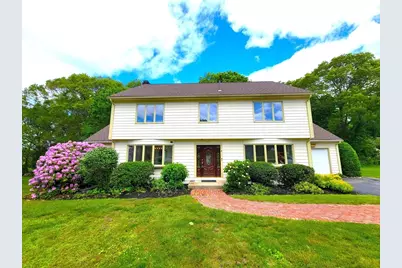 3 Overlook Dr, Chelmsford, MA 01824 - Photo 1