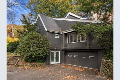 811 Hammond St, Brookline, MA 02467 - Photo 1