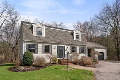 11 Elizabeth St, Canton, MA 02021 - Photo 1