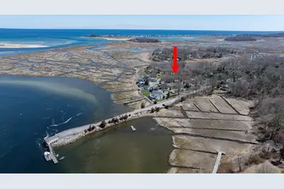 10 Damons Point Cir, Marshfield, MA 02050 - Photo 1