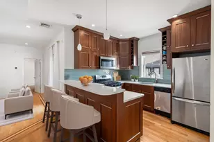 250 C St, Boston, MA 02127 - Photo 1