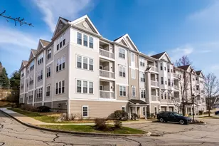 53 Bartlett Way, Waltham, MA 02452 - Photo 1