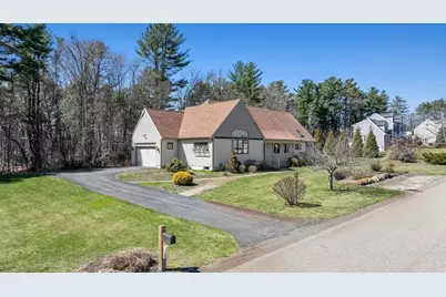 3 Christopher Ln, Hanson, MA 02341 - Photo 1