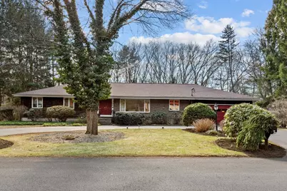 35 Lucas Dr, Haverhill, MA 01830 - Photo 1