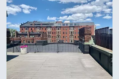 154 Newbury St #5A, Boston, MA 02116 - Photo 1
