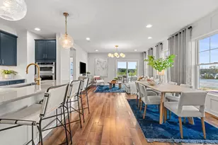 8 Mason Wy, Woburn, MA 01801 - Photo 1