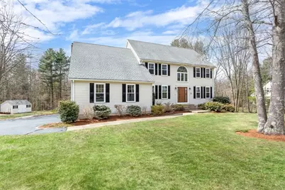 28 Jackson Circle, Franklin, MA 02038 - Photo 1