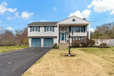 116 Saint Laurent Pkwy, Seekonk, MA 02771 - Photo 1