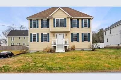 14 Ayer St, Methuen, MA 01844 - Photo 1