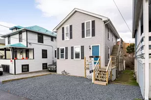 19 Berkley Rd, Hull, MA 02045 - Photo 1