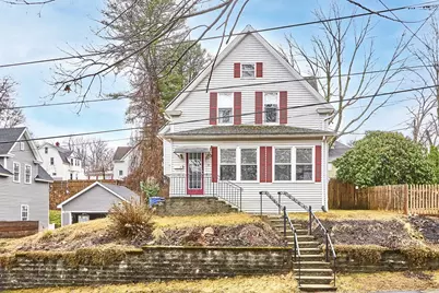 19 Knox St, Worcester, MA 01603 - Photo 1