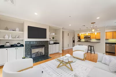 1 Russell St. #302, Cambridge, MA 02140 - Photo 1