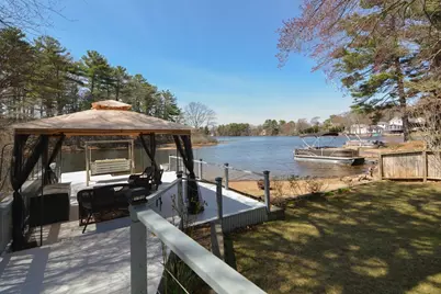 59 Lakeview Ave, Mansfield, MA 02048 - Photo 1