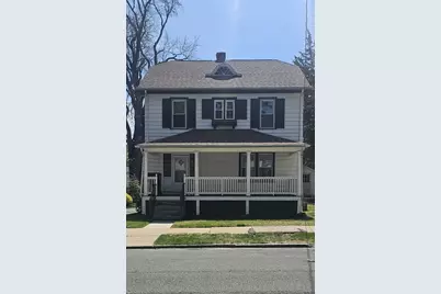 342 Sargeant St, Holyoke, MA 01040 - Photo 1